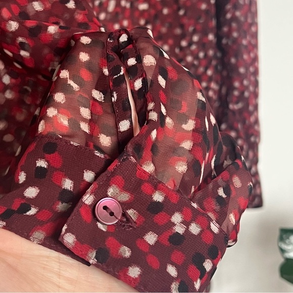 Liz Claiborne sheer long sleeve blouse (1X) - Picture 6 of 7